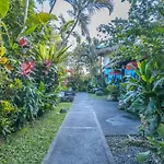 Gajah Biru Bungalows